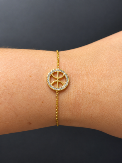Bracelet Kabyle Fin Doré – Médaillon Symbole Yaz et Strass